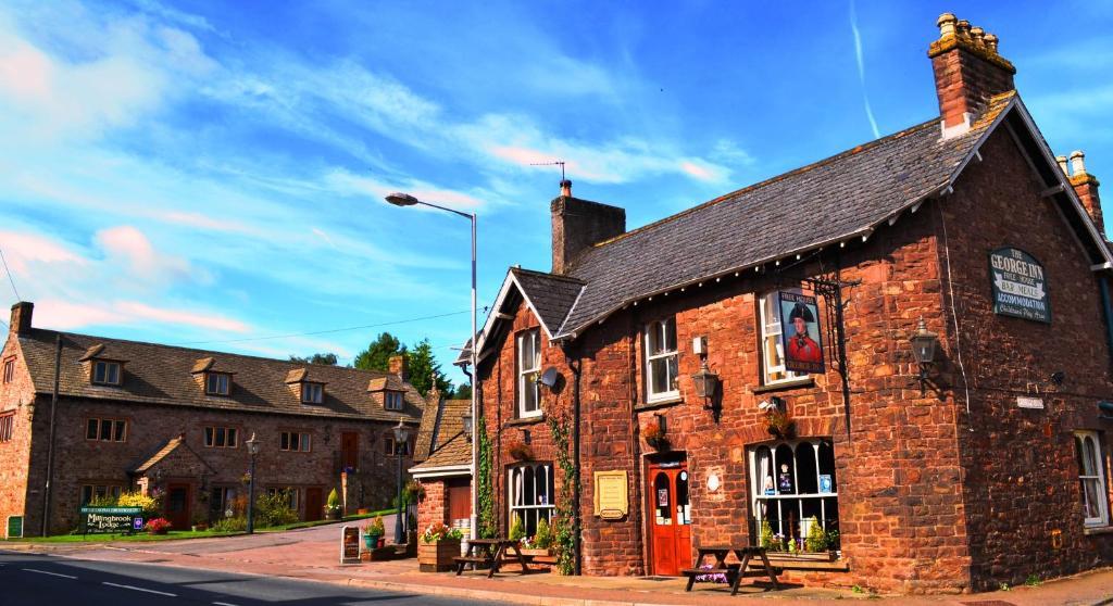 The George Inn & Millingbrook Lodge Ltd Lydney Exteriör bild